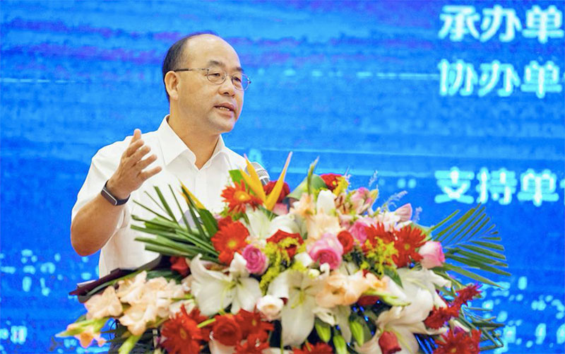第三屆中國(guó)臺(tái)州制藥產(chǎn)業(yè)與監(jiān)管高峰論壇,同聲傳譯翻譯.jpg