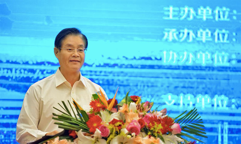 第三屆中國(guó)臺(tái)州制藥產(chǎn)業(yè)與監(jiān)管高峰論壇,同聲傳譯翻譯.jpg